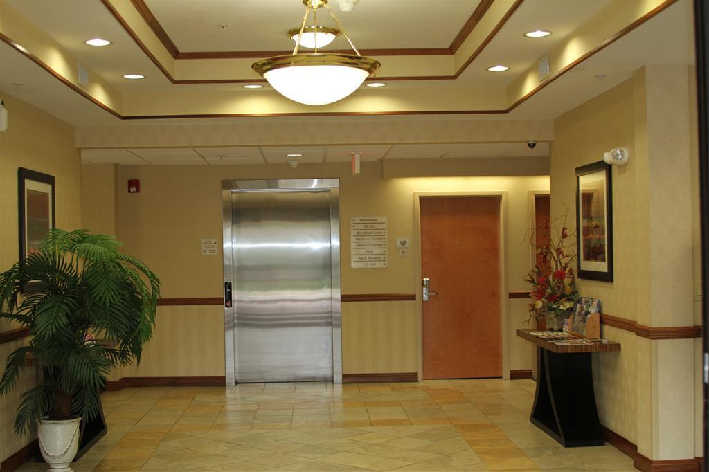 Best Western Smithfield Inn Intérieur photo
